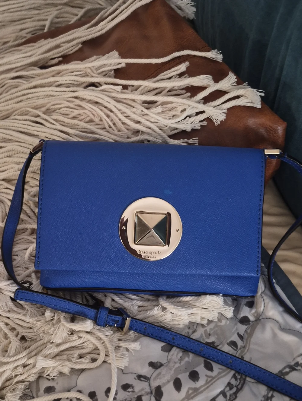 Kate Spade Newbury Lane Sally Saffiano leather crossbody bag